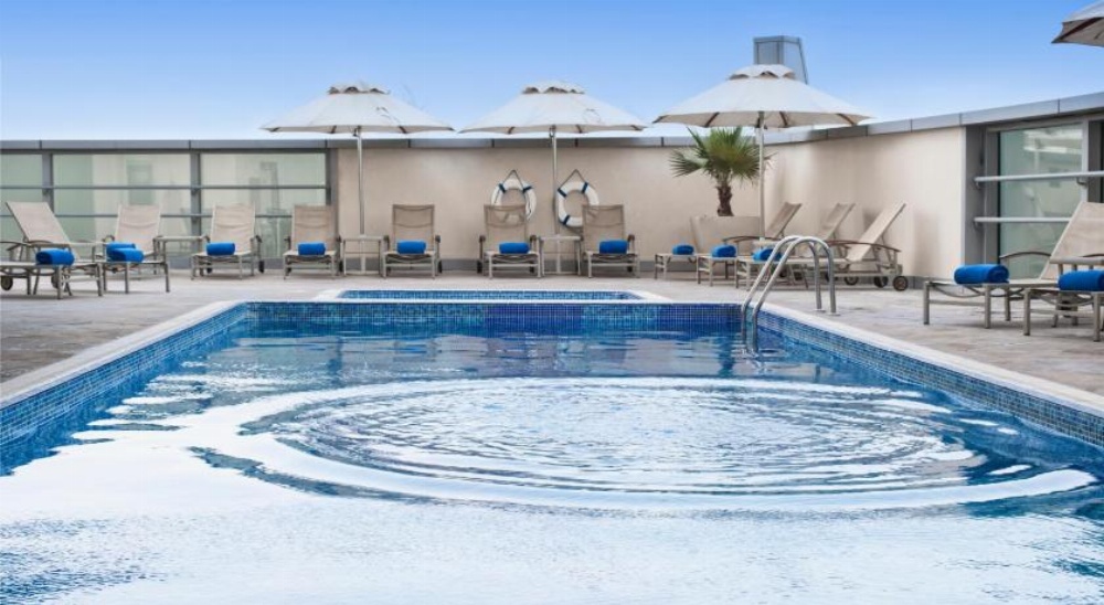 Carlton Downtown Hotel